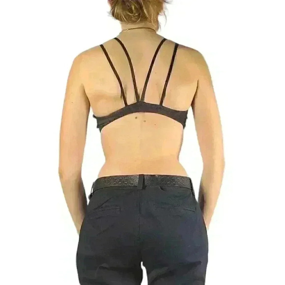 Pily Q Sports Bra - Picture 4 of 4